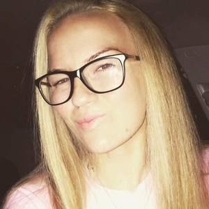 Meet your Posher, Savannah